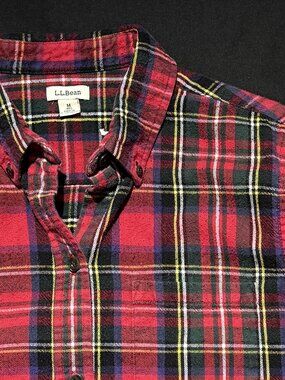 LL Bean Mens Heavy Flannel Shirt Medium Red Scotch Plaid 100% Cotton